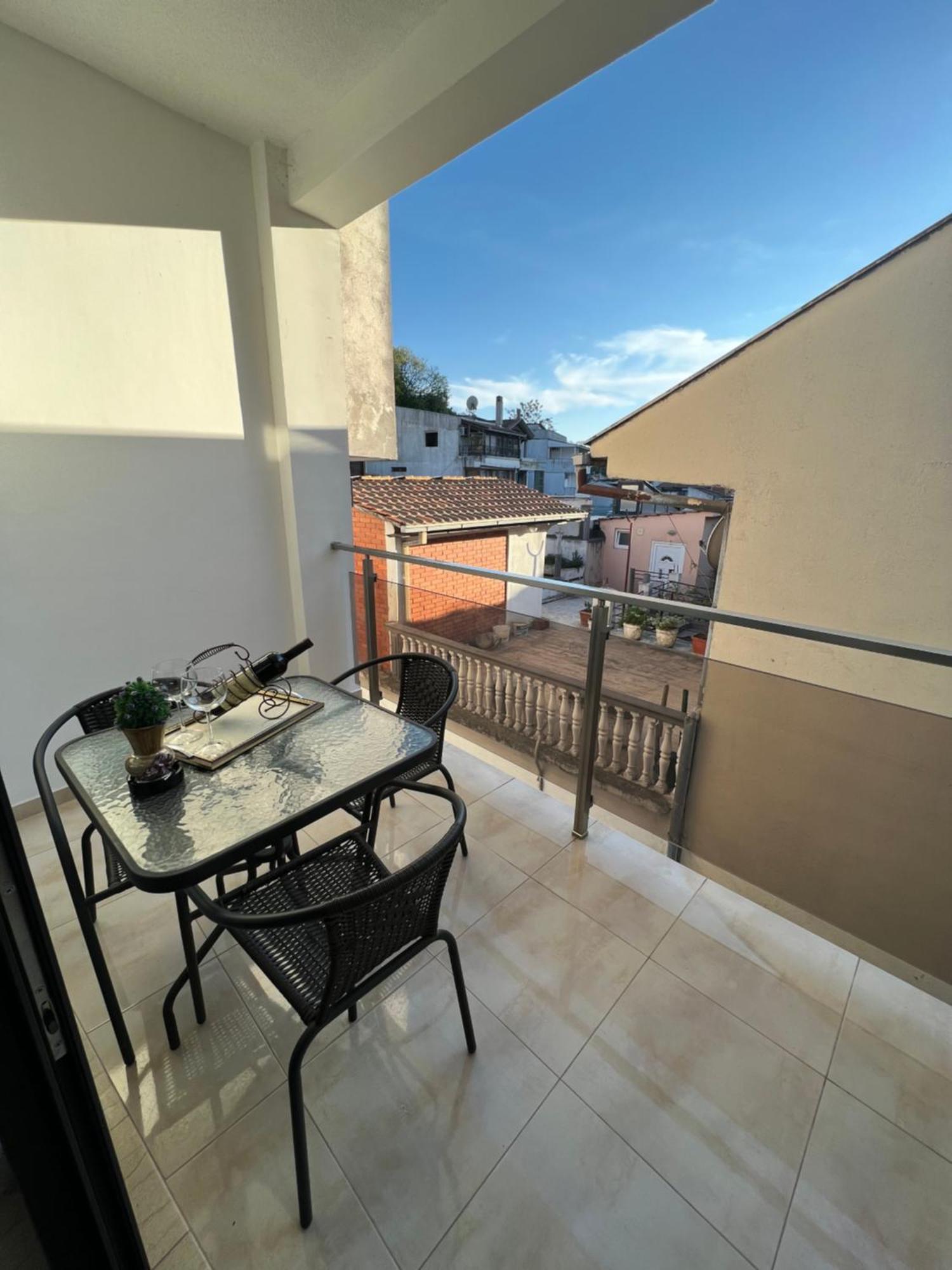 City Heart Apartments อุลซิน ภายนอก รูปภาพ